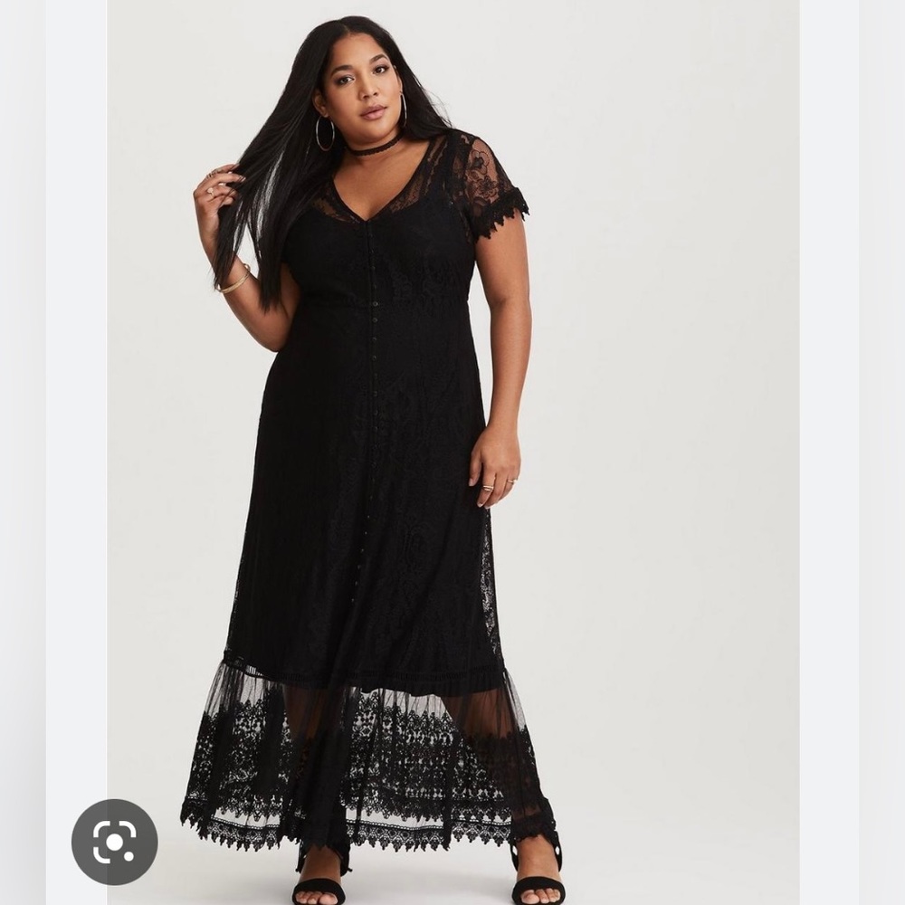 TORRID MAXI LACE BUTTON-FRONT DRESS